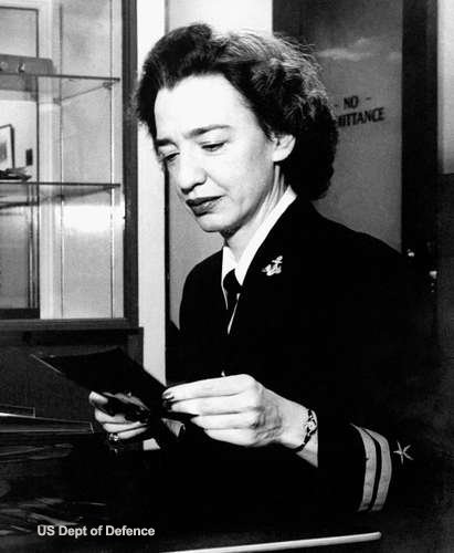 Grace Murray Hopper at Harvard - 1945