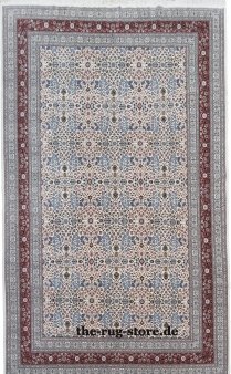 Hereke Oriental Rug